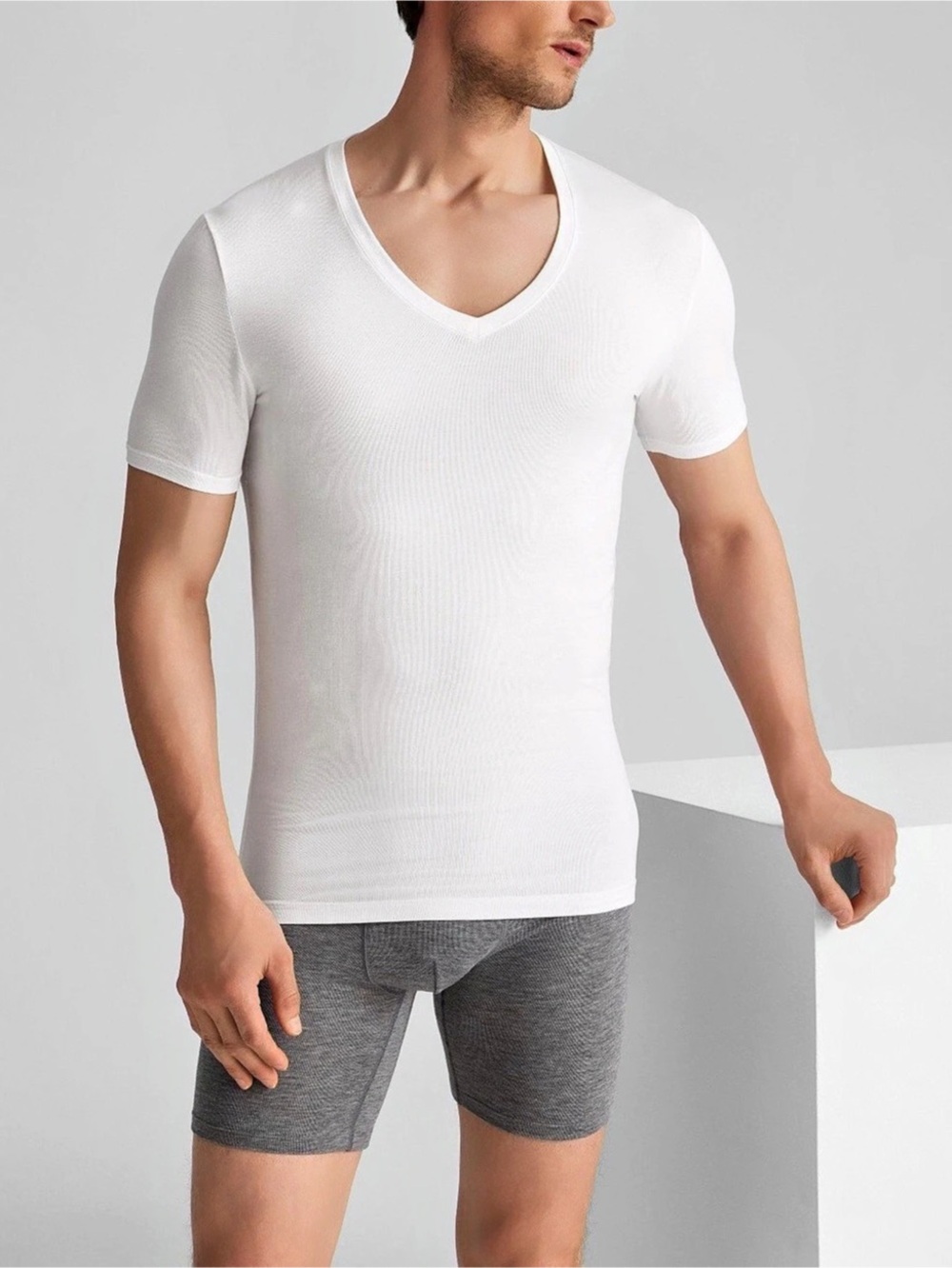 NWT 2 Pack Tommy John Second Skin Deep V-Neck Undershirt White XXL